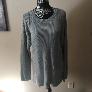 XL ST. JOHN’S BAY GRAY SPARKLE  SILVER METALLIC THREAD OPEN WEAVE TUNIC SWEATER